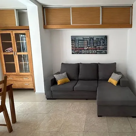 아파트 Apartament With Terrace & Swimming Pool *